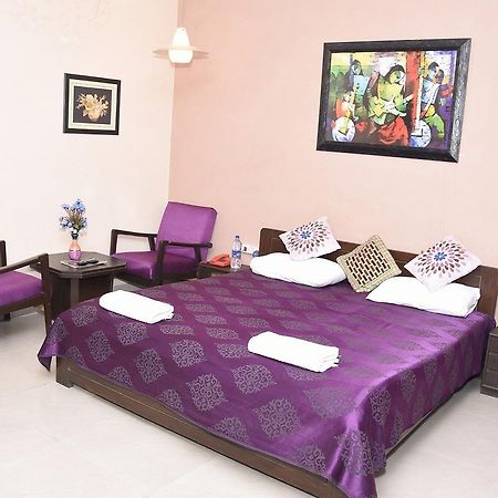 Modipur Hotel Rāmpur Eksteriør bilde