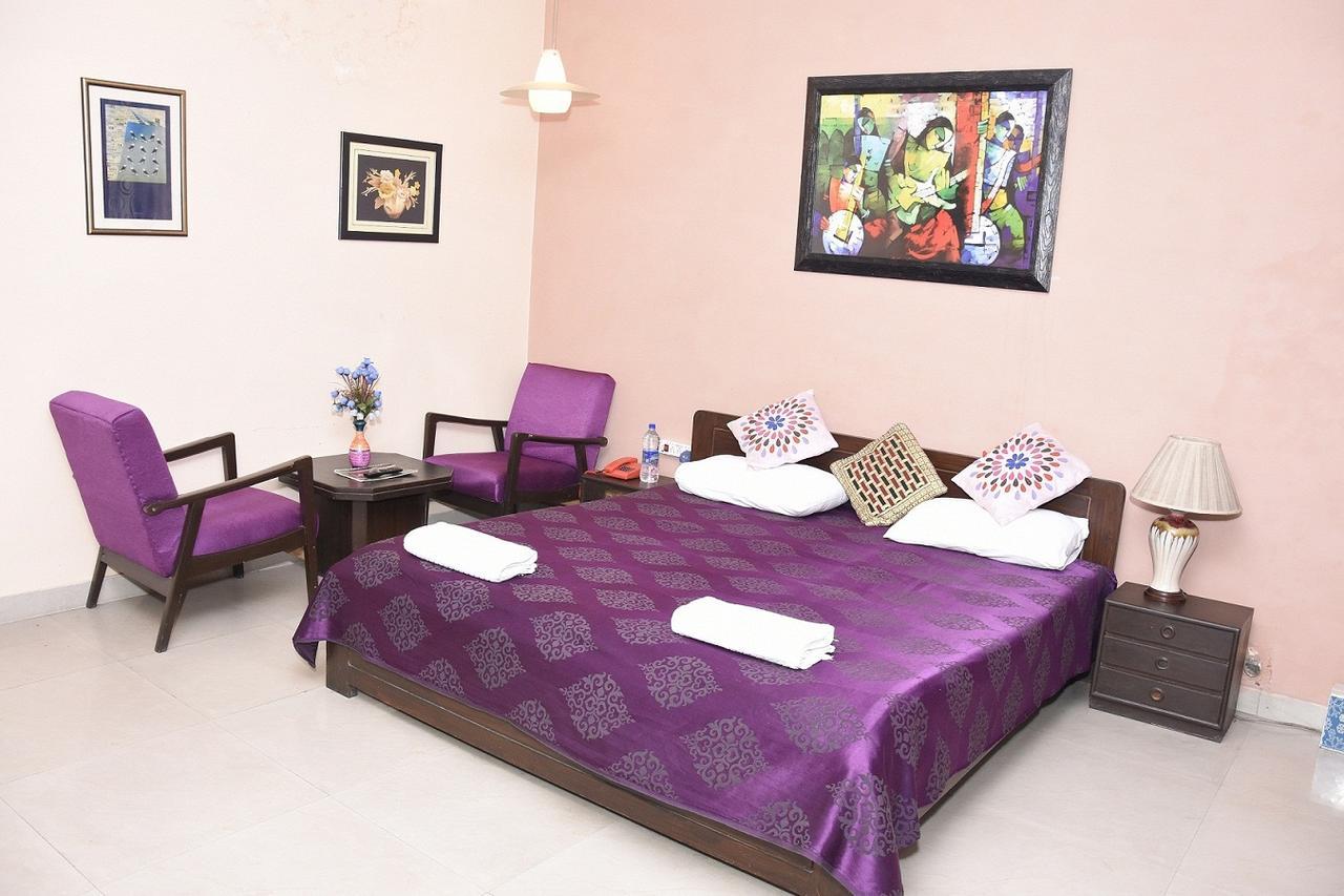 Modipur Hotel Rāmpur Eksteriør bilde