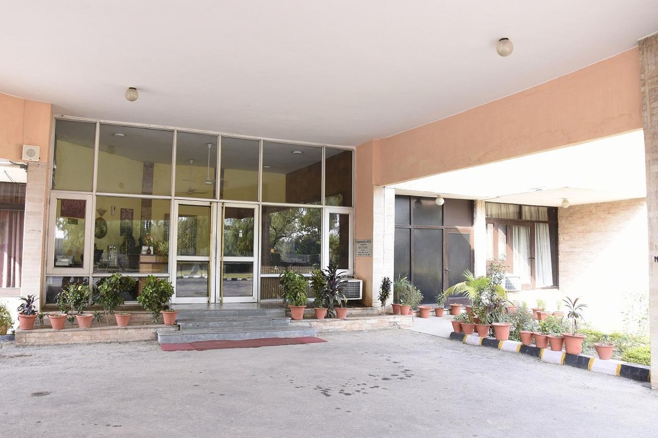 Modipur Hotel Rāmpur Eksteriør bilde
